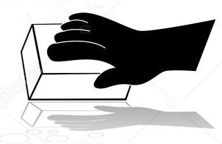 strofinare a mano bagnando l'utensile